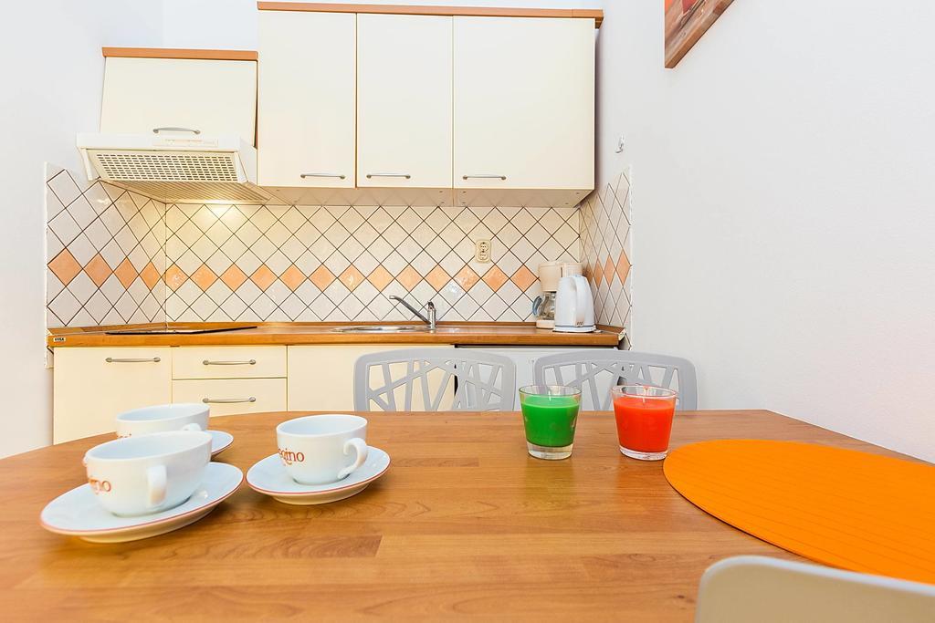 ביוגראד נה מורו Apartments Dada חדר תמונה