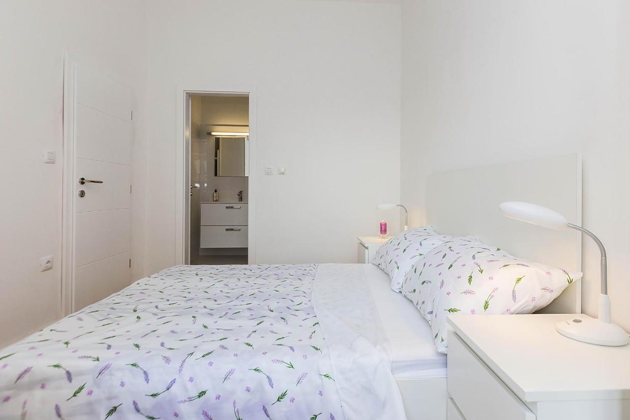 ביוגראד נה מורו Apartments Dada מראה חיצוני תמונה